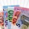کاهش قیمت یورو در صرافی‌های بانکی