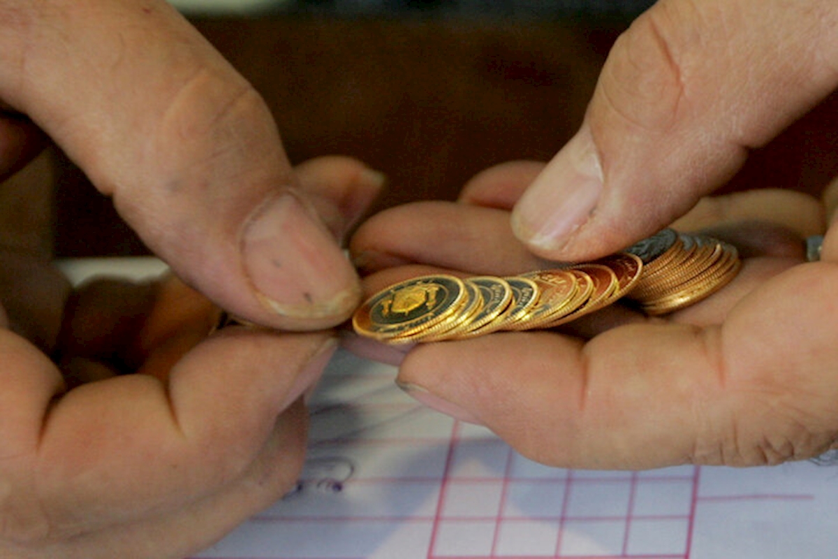 تداوم کاهش قیمت انواع سکه و طلا