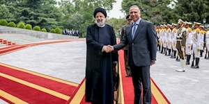آیت‌الله رئیسی از نخست وزیر عراق استقبال کرد