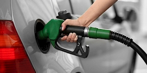 دروغ‌پردازی درباره گران شدن بنزین/ تکذیب تغییر در نحوه عرضه و قیمت بنزین